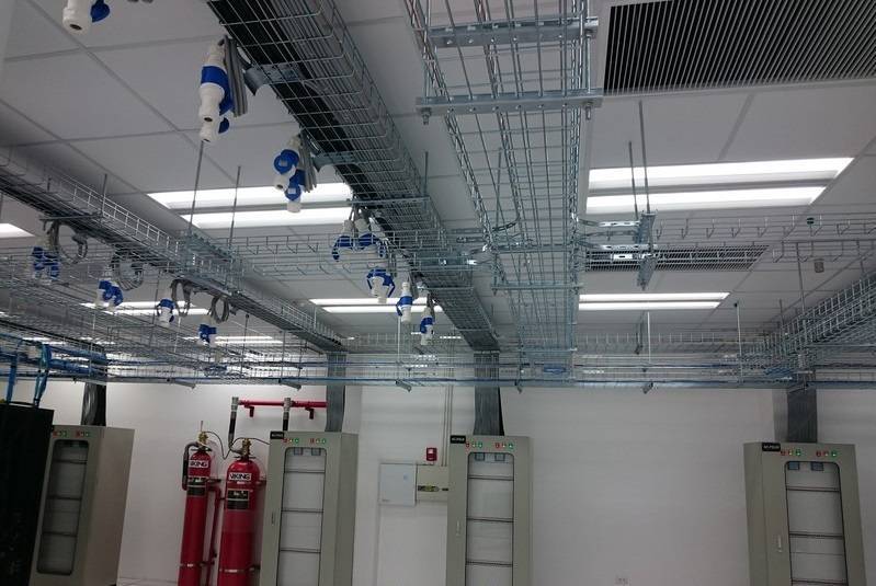 Máng Lưới Nam Phát