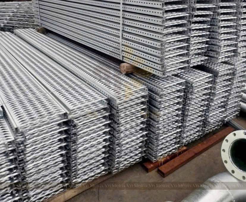 SÀN THAO TÁC KIM CƯƠNG GIÁ RẺ NHẤT TẠI KHÁNH HÒA 