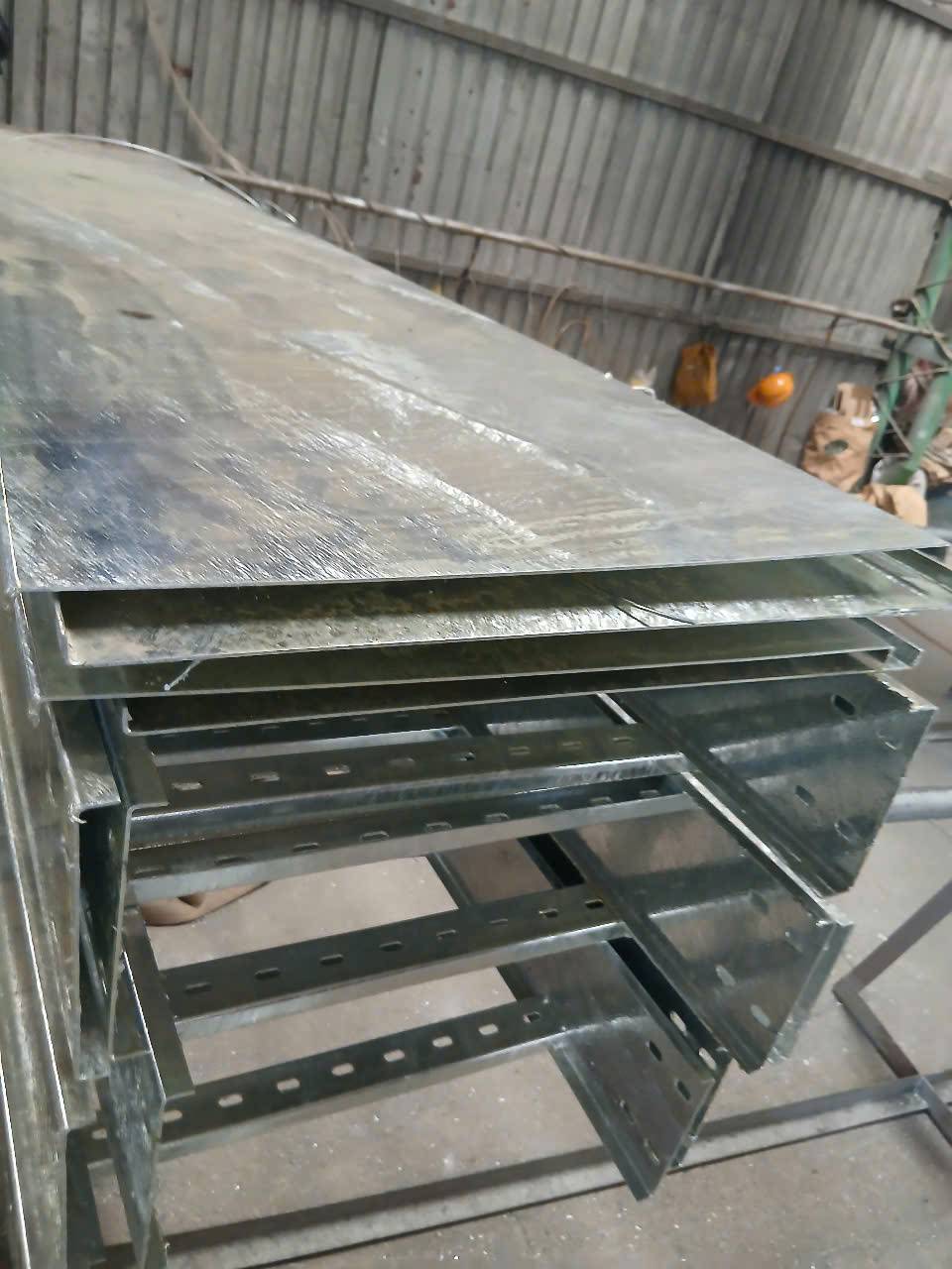 Thang cáp điện tại Nam Du Kiên Giang