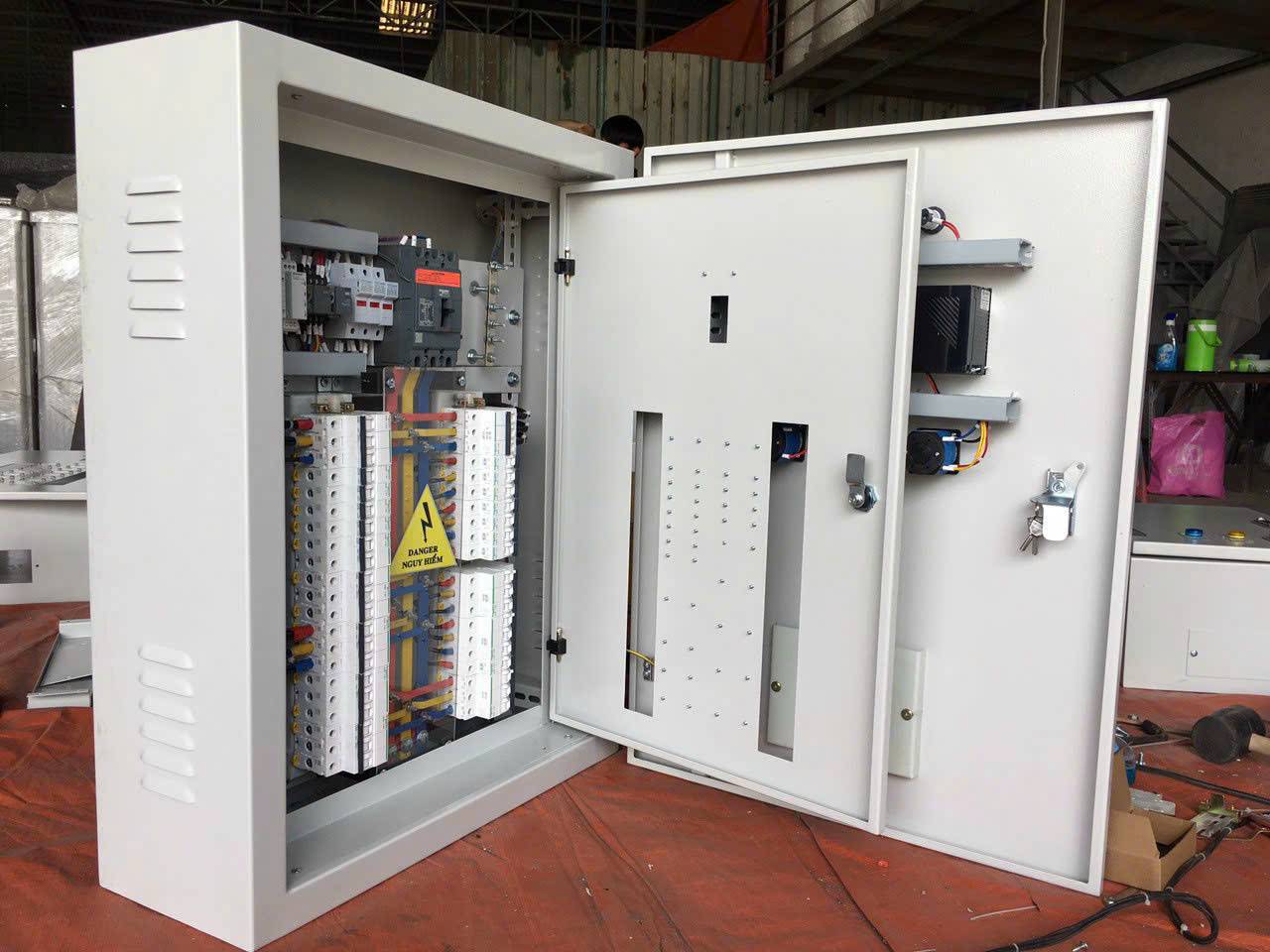 TỦ ĐIỆN NHÀ  XƯỞNG GIÁ RẺ  NHẤT TẠI QUẢNG NAM