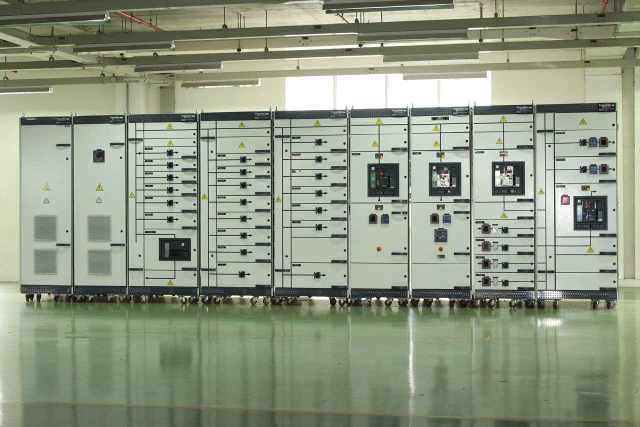 TỦ ĐIỆN NHÀ  XƯỞNG GIÁ RẺ  NHẤT TẠI CÔN ĐẢO