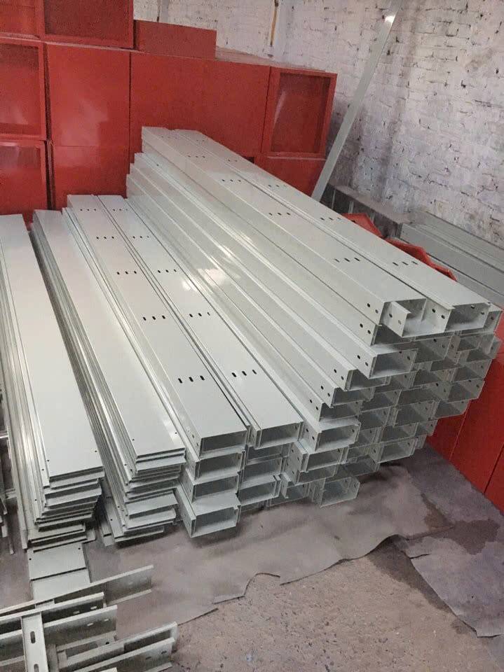 Máng cáp điện là gì? Máng Cáp Điện Tại Quảng Ngãi