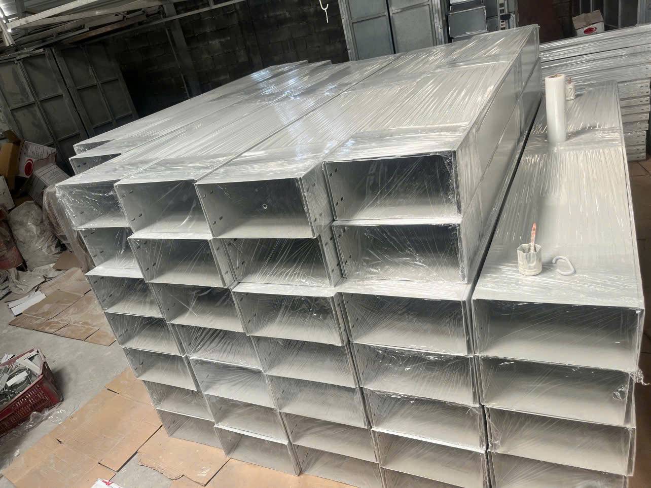 Máng cáp điện là gì? Máng Cáp Điện Tại BÌNH DƯƠNG