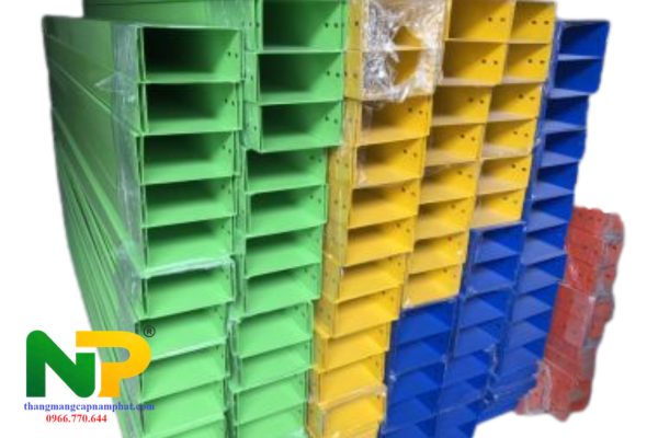 MÁNG CÁP - GIÁ MÁNG CÁP 200X100 - MÁNG CÁP GIÁ RẺ  TẠI MIỀN TRUNG