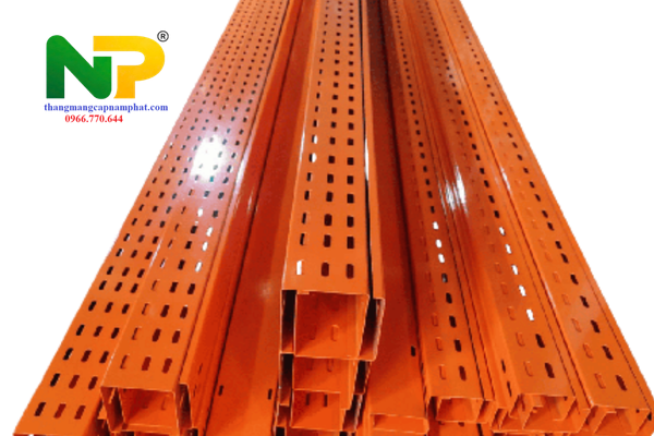 Khay cáp đục lỗ giá rẻ